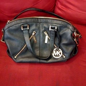 Michael Kors Pebbled Leather Portland Shoulder Bag in Navy Blue